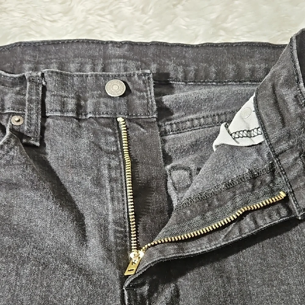 Levi's Men's Dark Gray Straight Jeans
